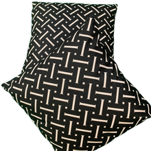 Load image into Gallery viewer, 2 x Black & White Plush Cushion Covers (47622) Linen 45 x 45 cm Square Premium Soft Furnishing, Sofas, Beds, Indoor, Outdoor