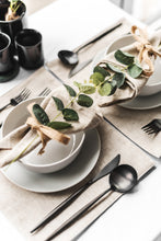 Load image into Gallery viewer, Matt Black Cutlery Set