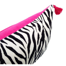 Load image into Gallery viewer, Animal and Jungle print Velvet Cushions