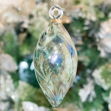 Load image into Gallery viewer, Crystal Bauble