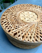 Load image into Gallery viewer, Rattan Basket