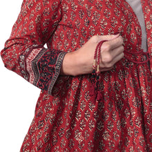 Load image into Gallery viewer, Anokhi Bagru Cotton Booti Print Jacket