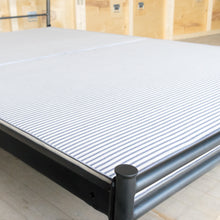 Load image into Gallery viewer, Florence Iron Bed