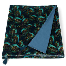 Load image into Gallery viewer, Peacock Velvet throw
