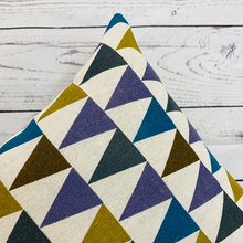 Load image into Gallery viewer, 2 x Multicoloured Triangle Print Cushion Covers (43608) Linen 45 x 45 cm Square Premium Soft Furnishing, Sofas, Beds, Indoor, Outdoor
